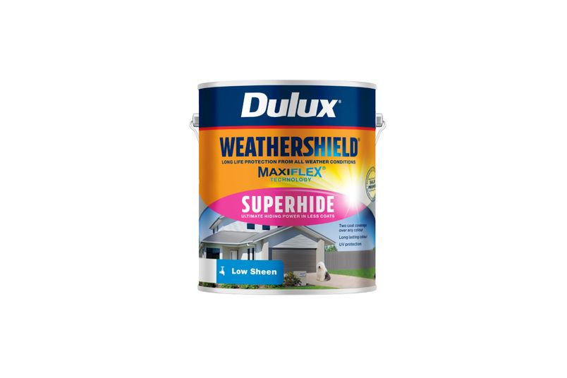 Dulux Weathershield Super Hide Low Sheen protects walls against all weather conditions.