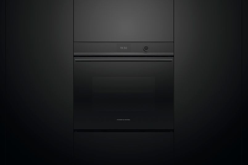 The OB76SDPTDB1 pyrolytic wall oven from Fisher and Paykel.
