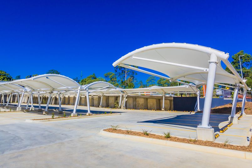 Flexlight Perform 702 S2 is suitable for large-scale commercial shade structures.