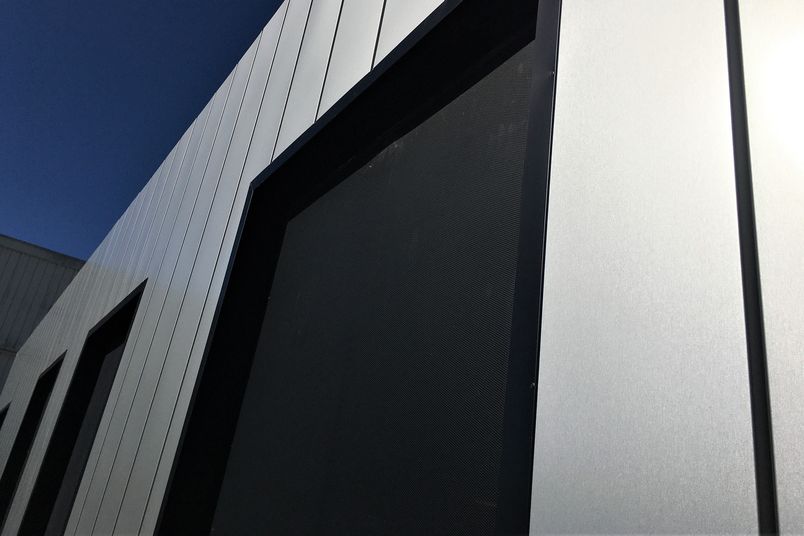 Vitraloc cladding can be applied with accompanying flashings and accessories.